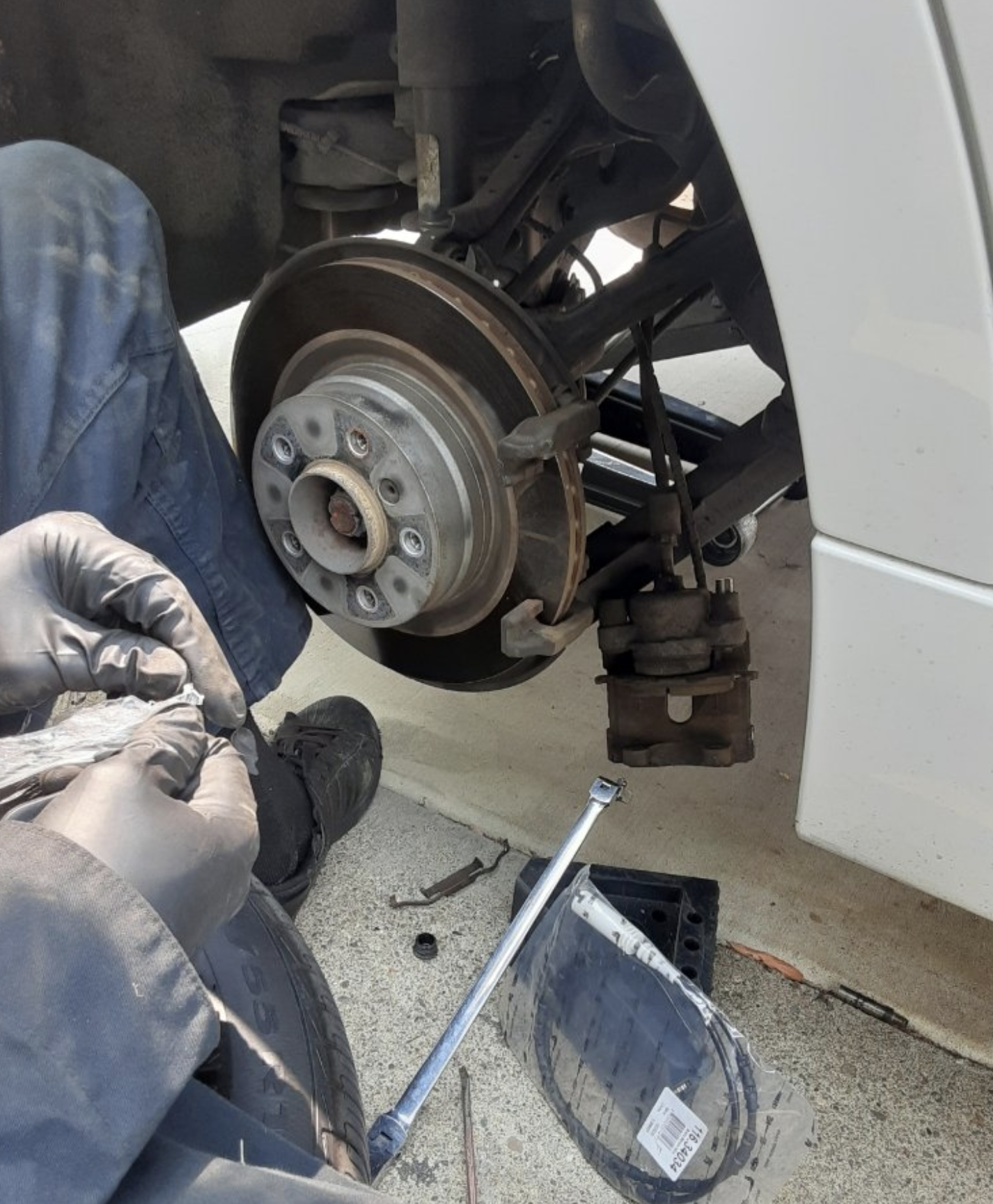 this image shows brake repair in mobile mechanic Aurora, CO